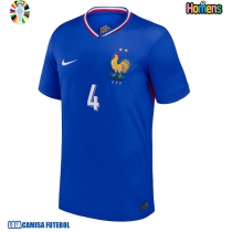 Camisa de Futebol França Dayot Upamecano #4 Equipamento Principal Europeu 2024 Manga Curta